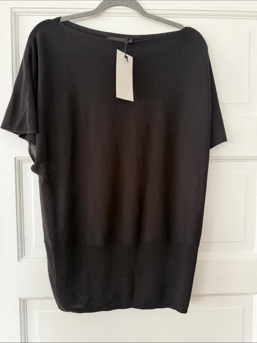 NWT Zara Black Short-Sleeve Crewneck Sweater